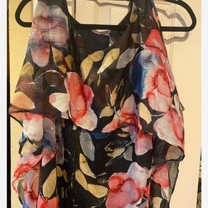 DKNY Cold Shoulder Top Size XLarge